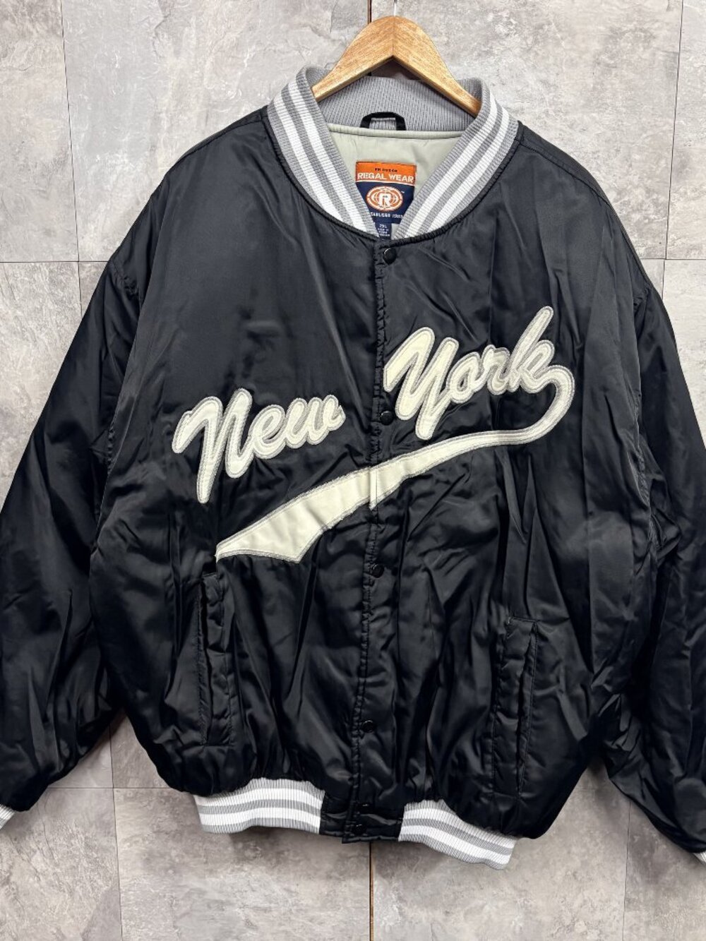 Vintage Regal Wear NY Satin Bomber Jacket Mens 2XL Black White